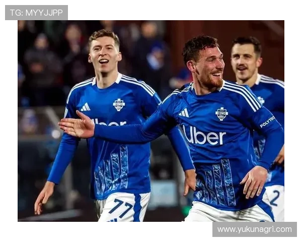 拉齐奥半场落后 科莫巴图里纳闪击破门