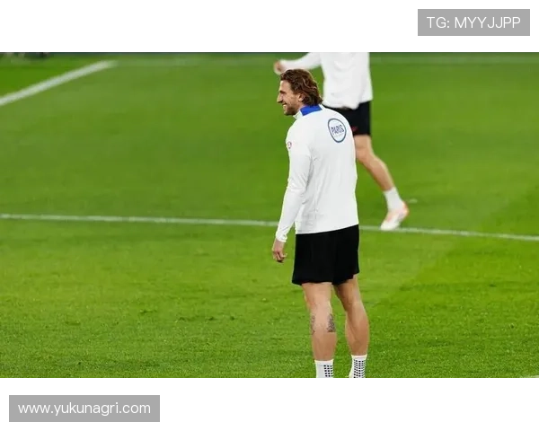 恩里克称德罗天赋出众却情绪化